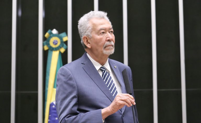 deputado paulao
