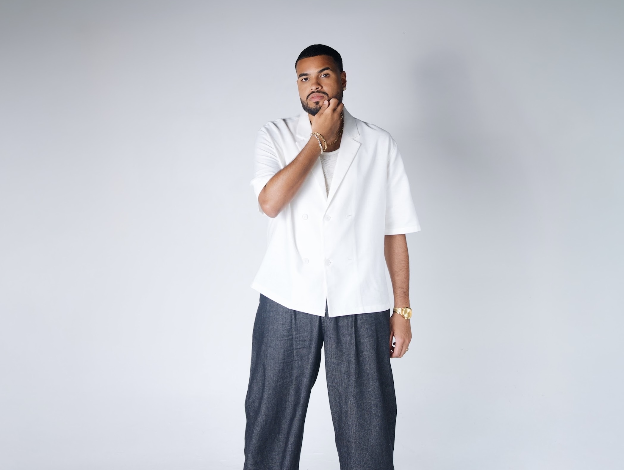 Yan grava DVD em SP e manda ônibus do Rio para levar fãs ao show