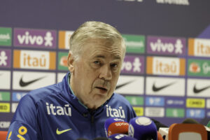 Carlo Ancelotti em coletiva | FOTO: @rafaelribeirorio / CBF