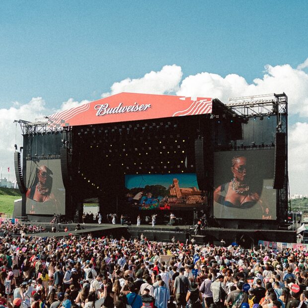 Lollapalooza abre o LollaLovers para todo mundo, e o fã que se organize, porque a fila VIP virou política oficial | Créditos: Reprodução (Instagram @lollapaloozabr)