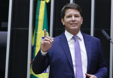 Câmara não encontra irregularidades em emendas de Mario Frias citadas em petição ao STF | Créditos: Câmara dos Deputados