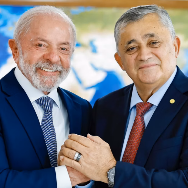 josé guimarães é empossado por lula