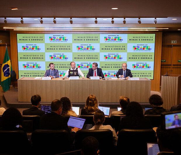 55207714025 d1f41515b0 c