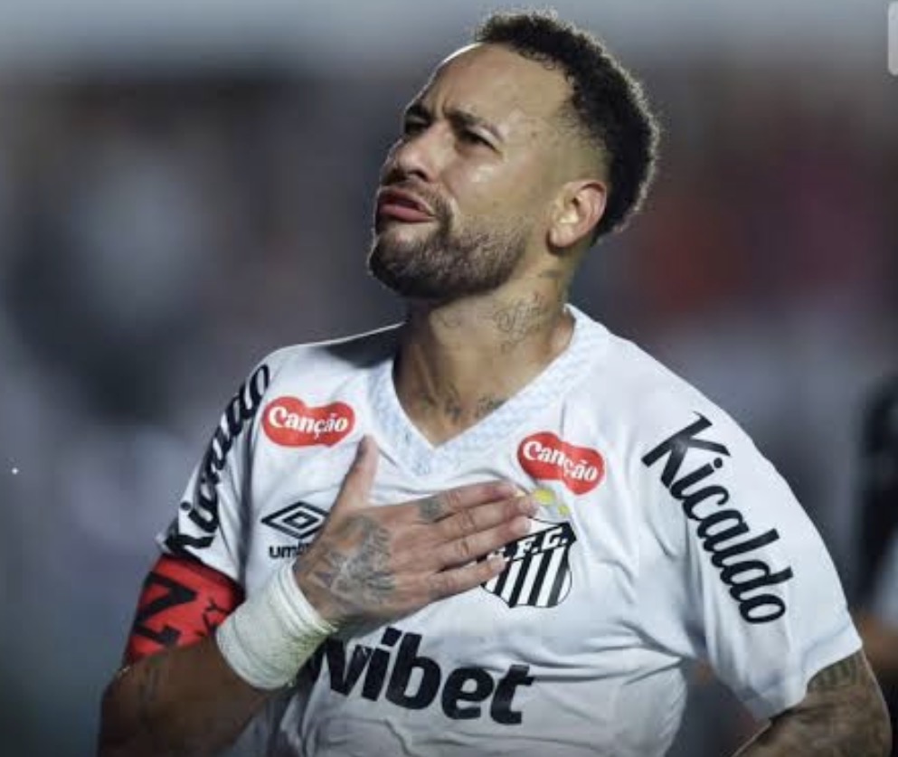 Neymar perde o foco e se desconecta do que ainda poderia levá-lo à Seleção