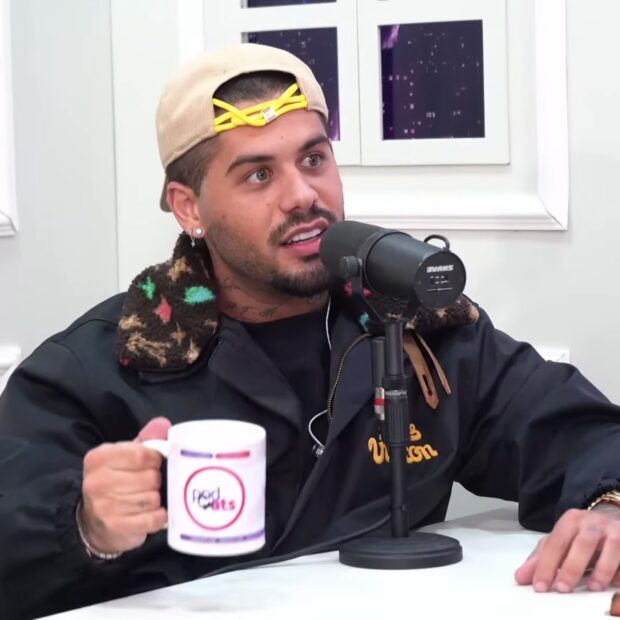 Zé Felipe confessa no Podcats que está há 4 meses sem beijar ninguém na boca desde Ana Castela! | Créditos: Reprodução (Youtube)