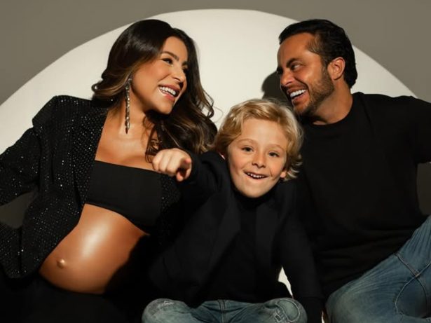 Andressa Ferreira e Thammy Miranda celebram chegada de Vicente | Créditos: Instagram