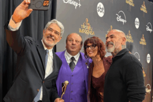 William Bonner tieta chefs do MasterChef e sela paz com SBT no Troféu Imprensa | Créditos: Reprodução