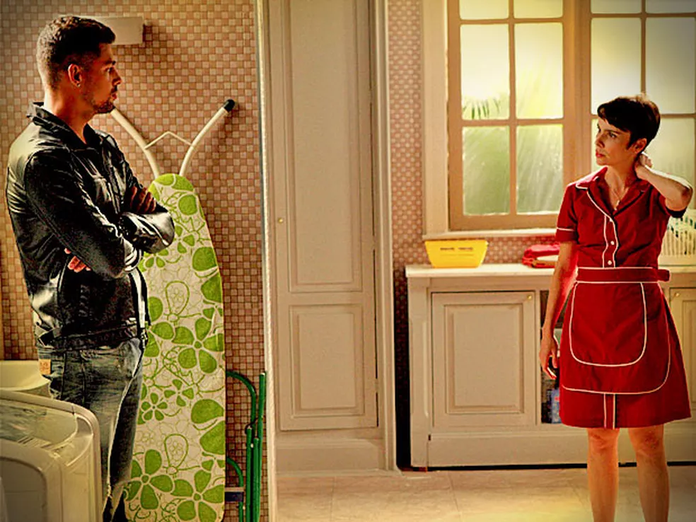 jorginho caua reymond nina debora falabella avenida brasil globo