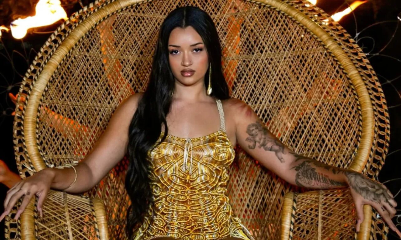 Camilly Victória proíbe fãs de cobrar namorada e diz tudo sobre o limite | Reprodução (Instagram)