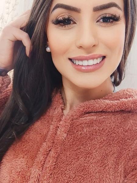  O casal caiu em um golpe imobiliário e acabou dividindo apartamento com outros dois homens, em um ambiente que ela própria descrevia com medo para familiares e amigos