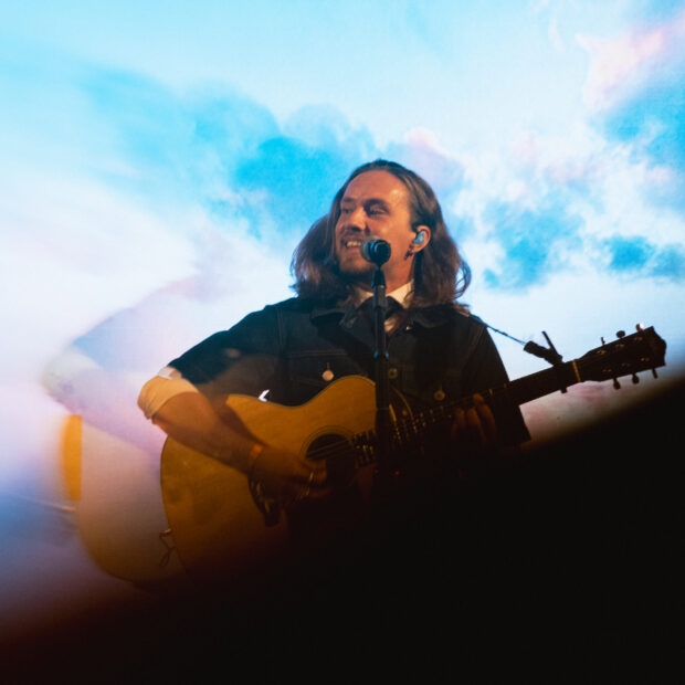 Show emocionou ao relembrar Ivan Kley, pai do artista e ex-tenista que disputou o Roland Garros nos anos 80