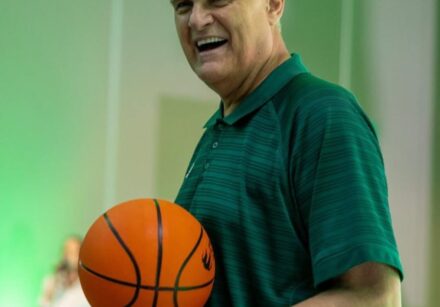 Oscar Schmidt, ícone do basquete e irmão de Tadeu, é internado às pressas | Reprodução (Instagram)