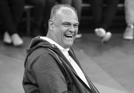 Família de Oscar Schmidt se despede com cremação íntima e em silêncio | Créditos: Globo