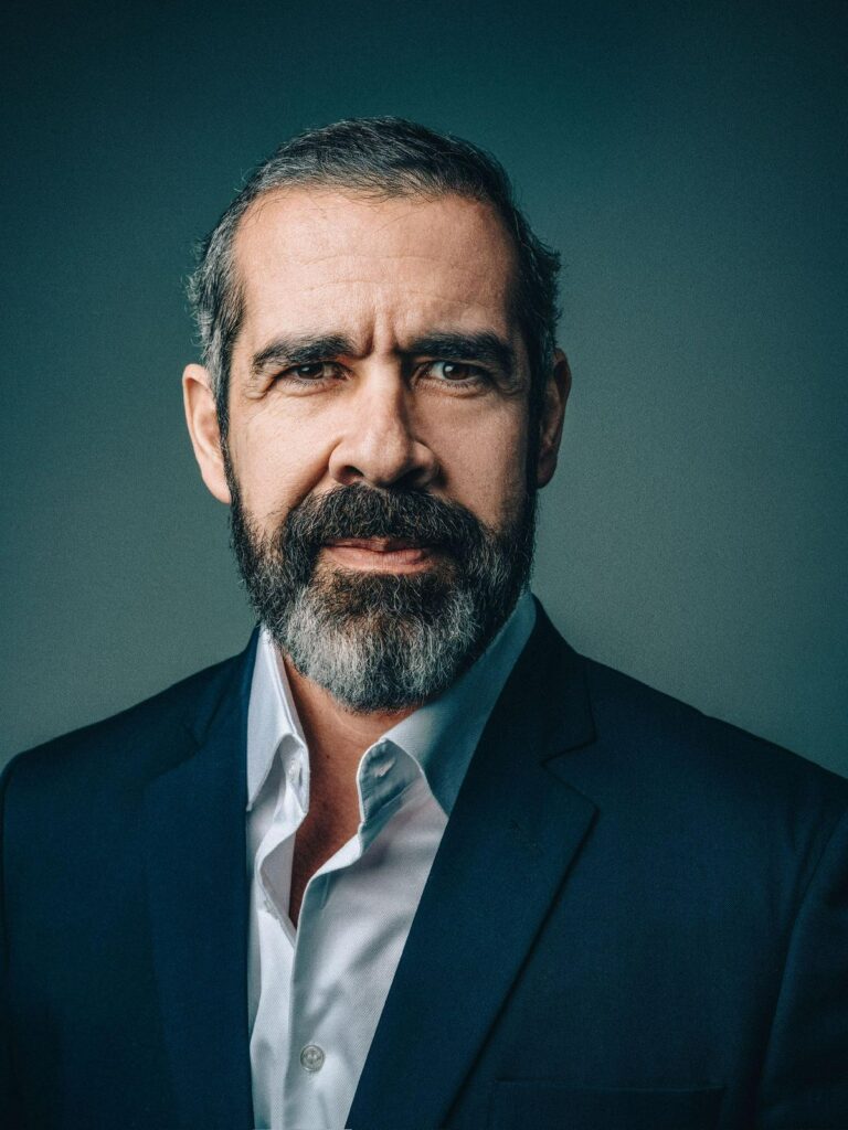 Dr. Paulo Porto de Mello, neurologista, neurocirurgião e especialista em medicina de precisão