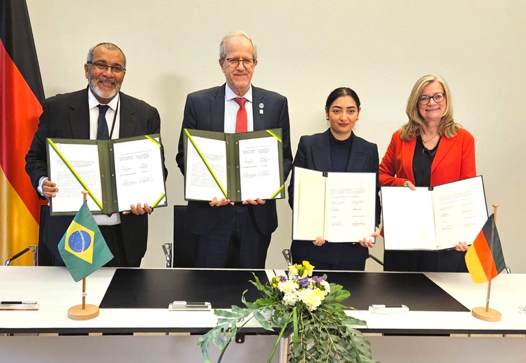 Brasil e Alemanha assinam acordo para aporte de até 500 milhões de euros ao Fundo Clima