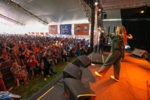 celina leao aniversario