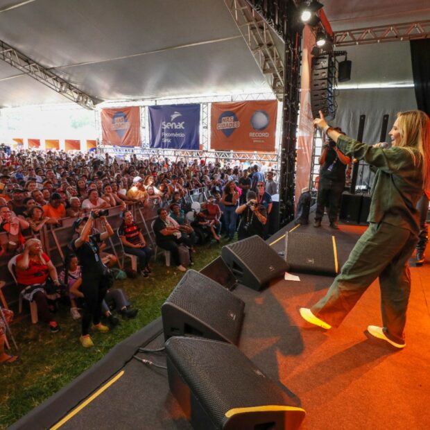 celina leao aniversario