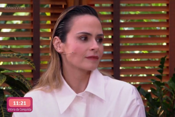 Ana Paula Renault chora no Mais Você e fala sobre luto do pai | Globo