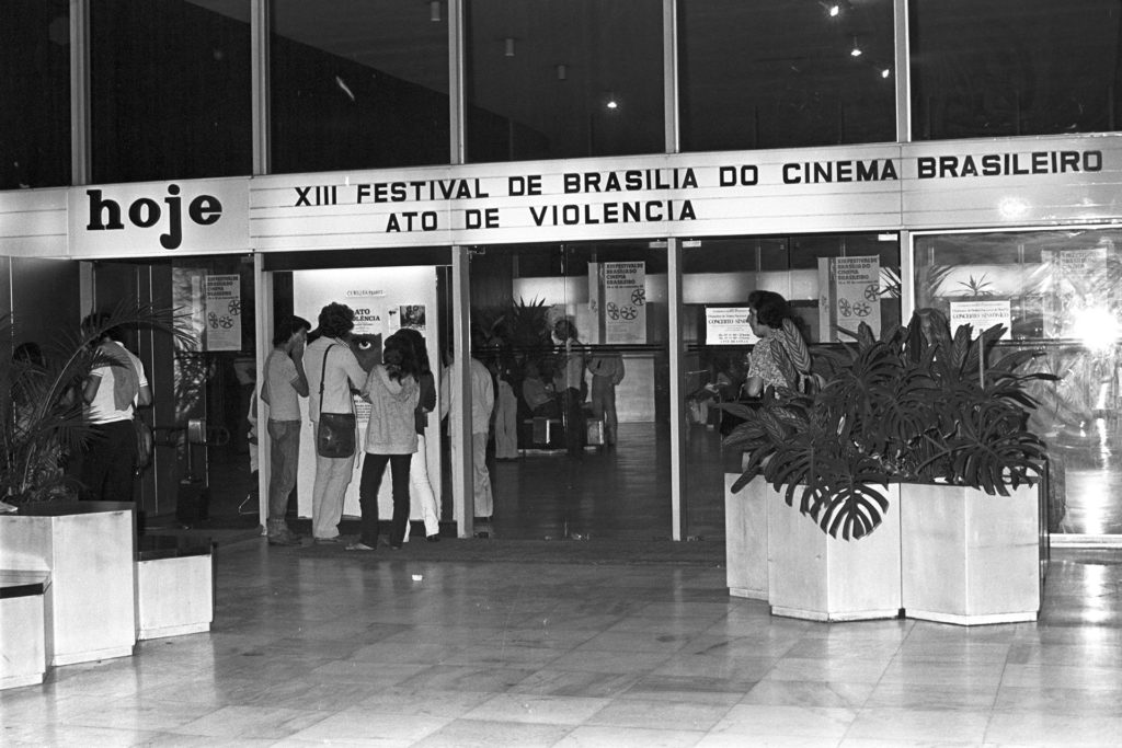 tradição e resistência marcam o festival de brasília do cinema brasileiro
