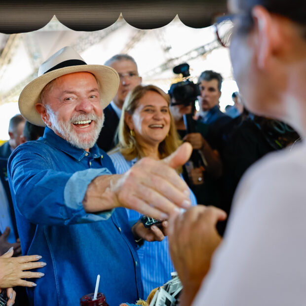 Lula Feira Brasil na Mesa