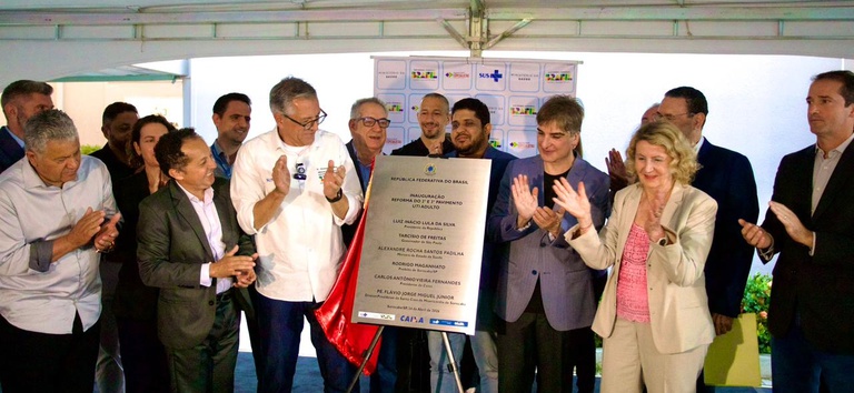 Padilha entrega 50 leitos e equipamentos à Santa Casa de Sorocaba com R$ 30,8 milhões