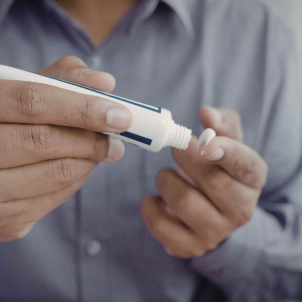 pomada para foliculite como escolher o tratamento certo.jpg