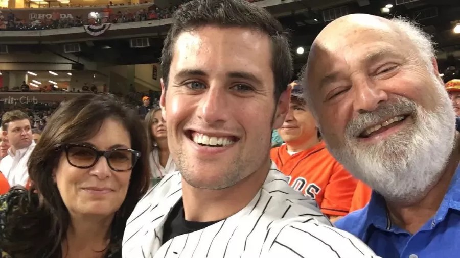 Filho de Rob Reiner relata ‘pesadelo’ antes de julgamento envolvendo o irmão