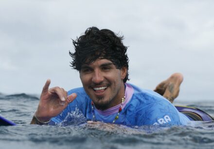 surfing oly paris 2024