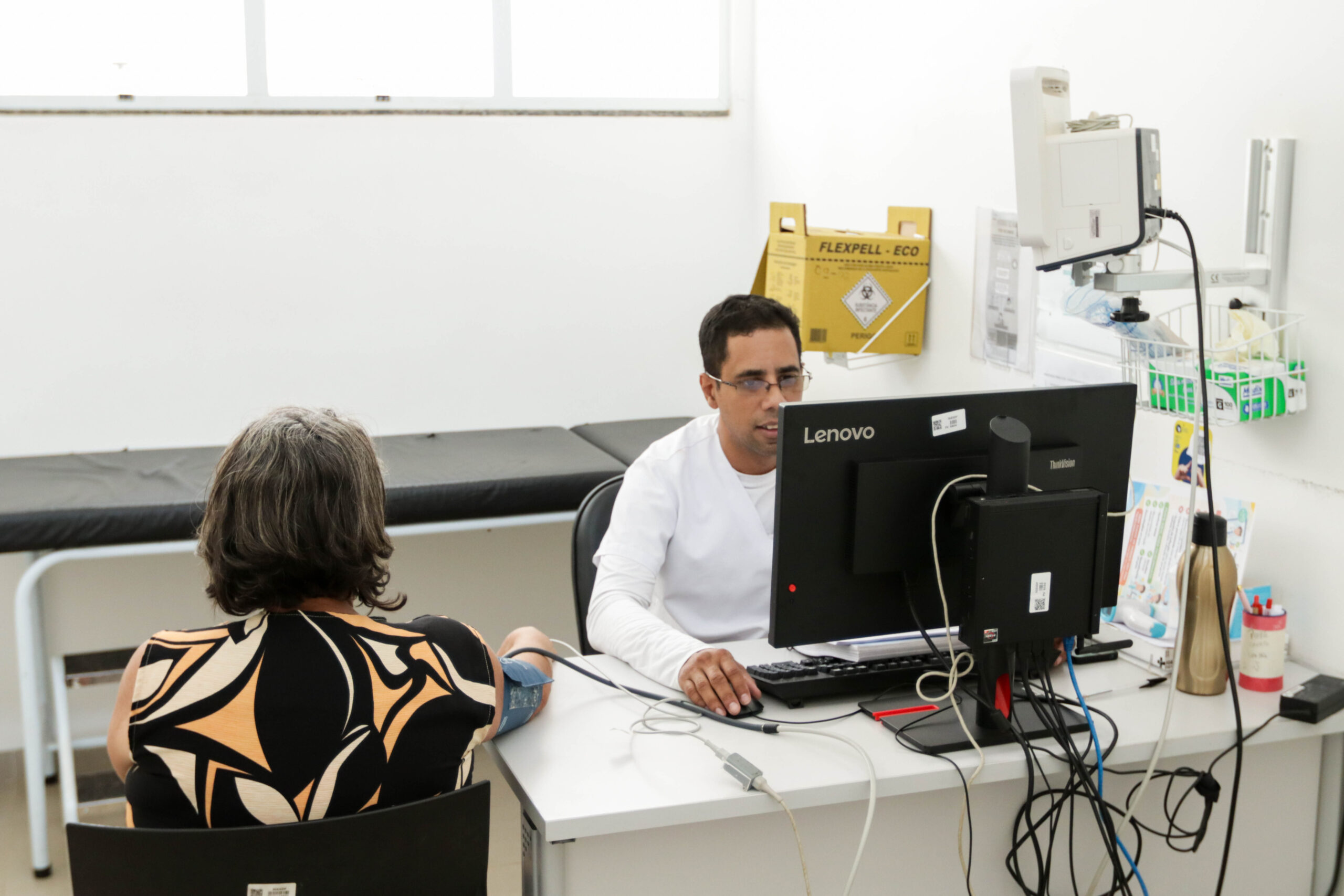 Psicóloga do IgesDF orienta sobre comunicação saudável em unidades de saúde