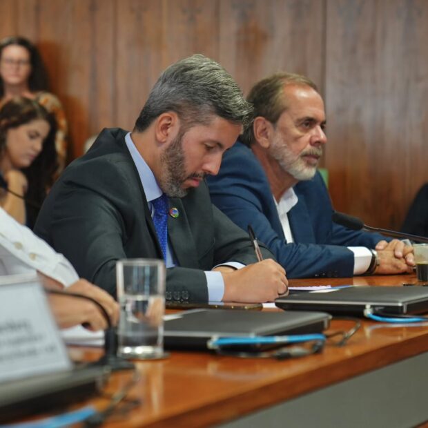 Eduardo Brandão e Leandro Grassa/ Divulgação PV