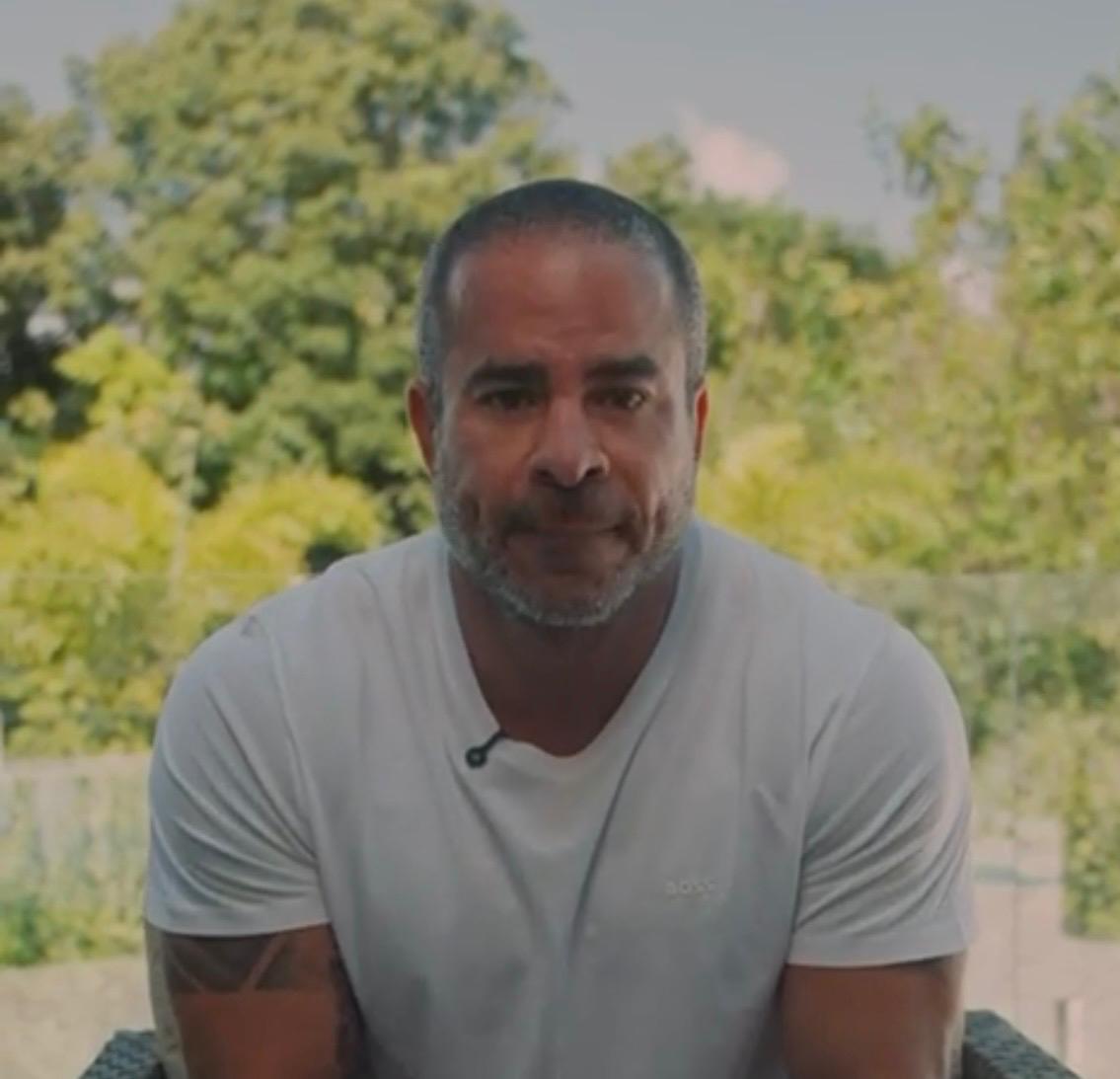 Fred revela depressão, mas confirma candidatura