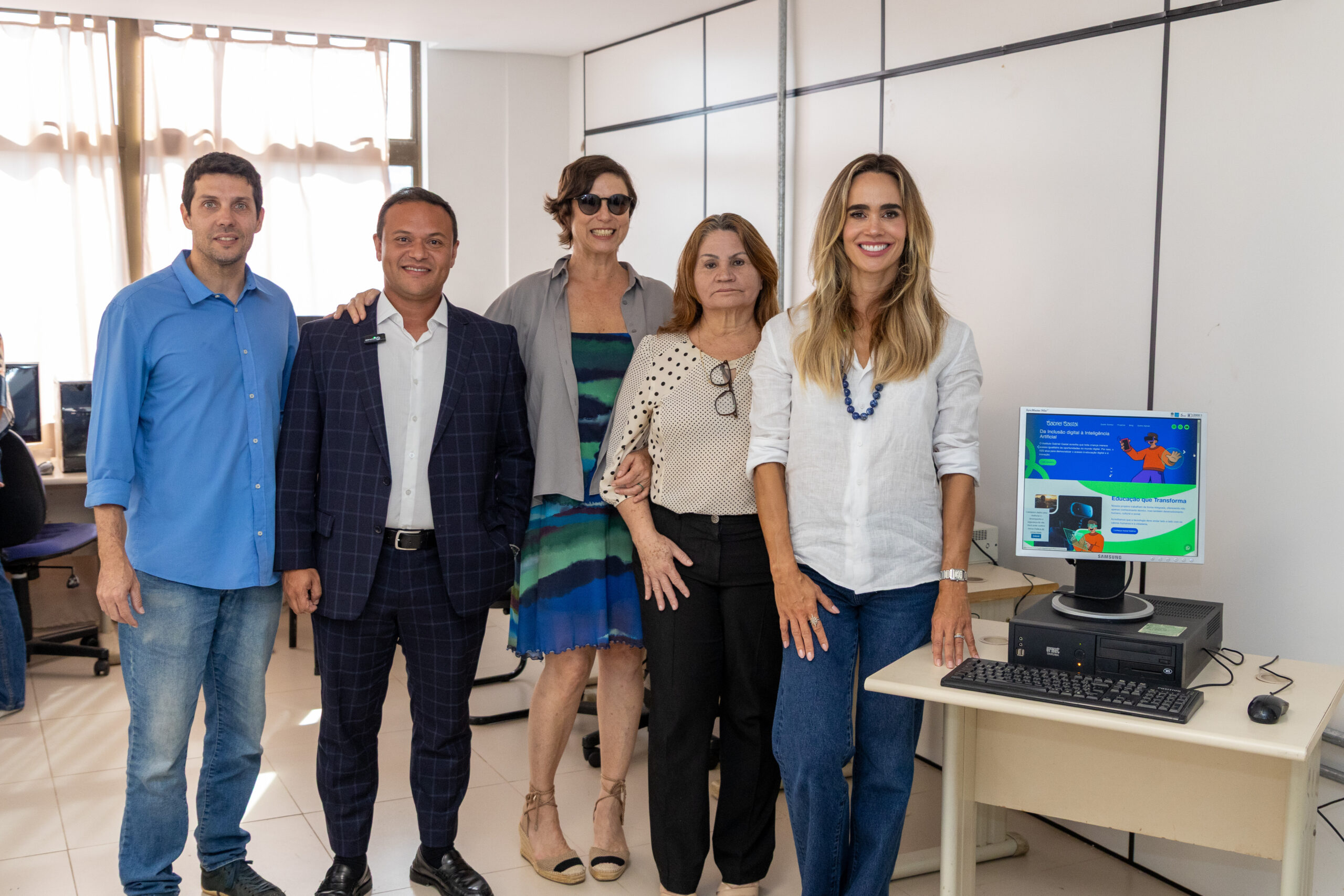 29.4. foto divulgação funap df. gustavo noleto bertolino, secretário jaime santana, maria paula, deuselita martins e paloma gastal .jpg