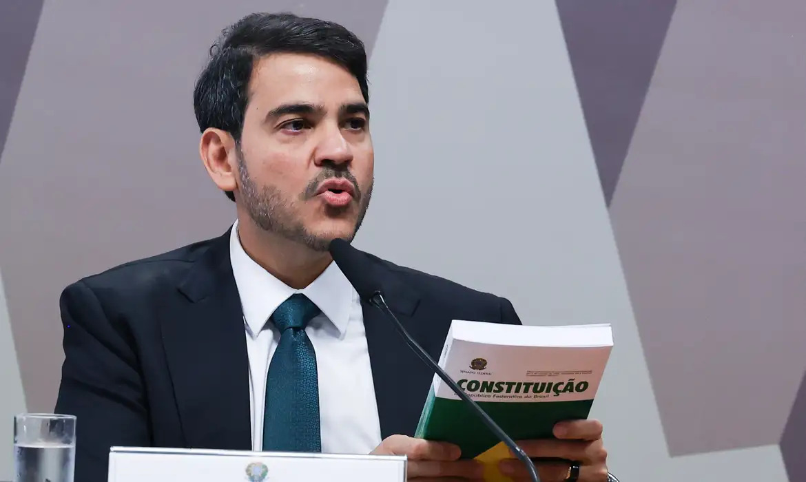 Quero entrar no STF para ajudar a acalmar ânimos, acho que tenho essa condição, diz Messias