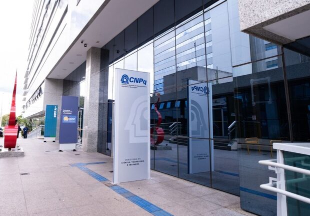 7475aa9b 7690 4860 9df7 df87127ce33f