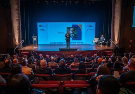 56d17ee4 4335 4b5c 9cbe 98ed966e17b8