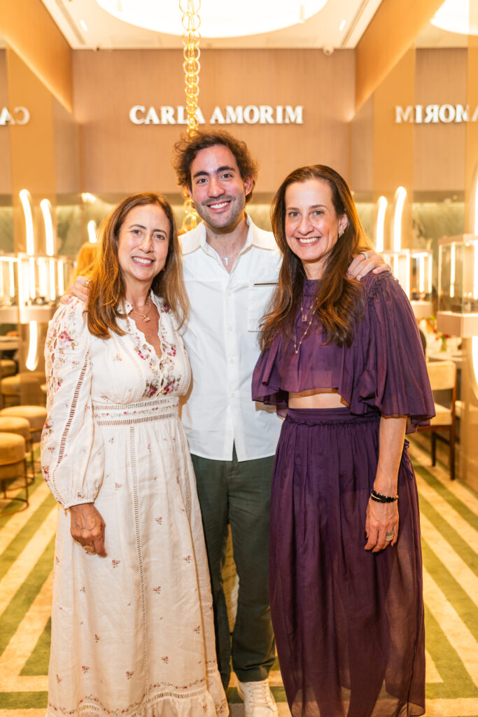 carla, tiago e kelly amorim