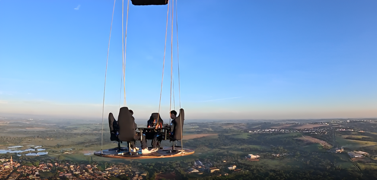 Alpha7 leva atletas ao céu em balão real e anuncia nova formação no EWC