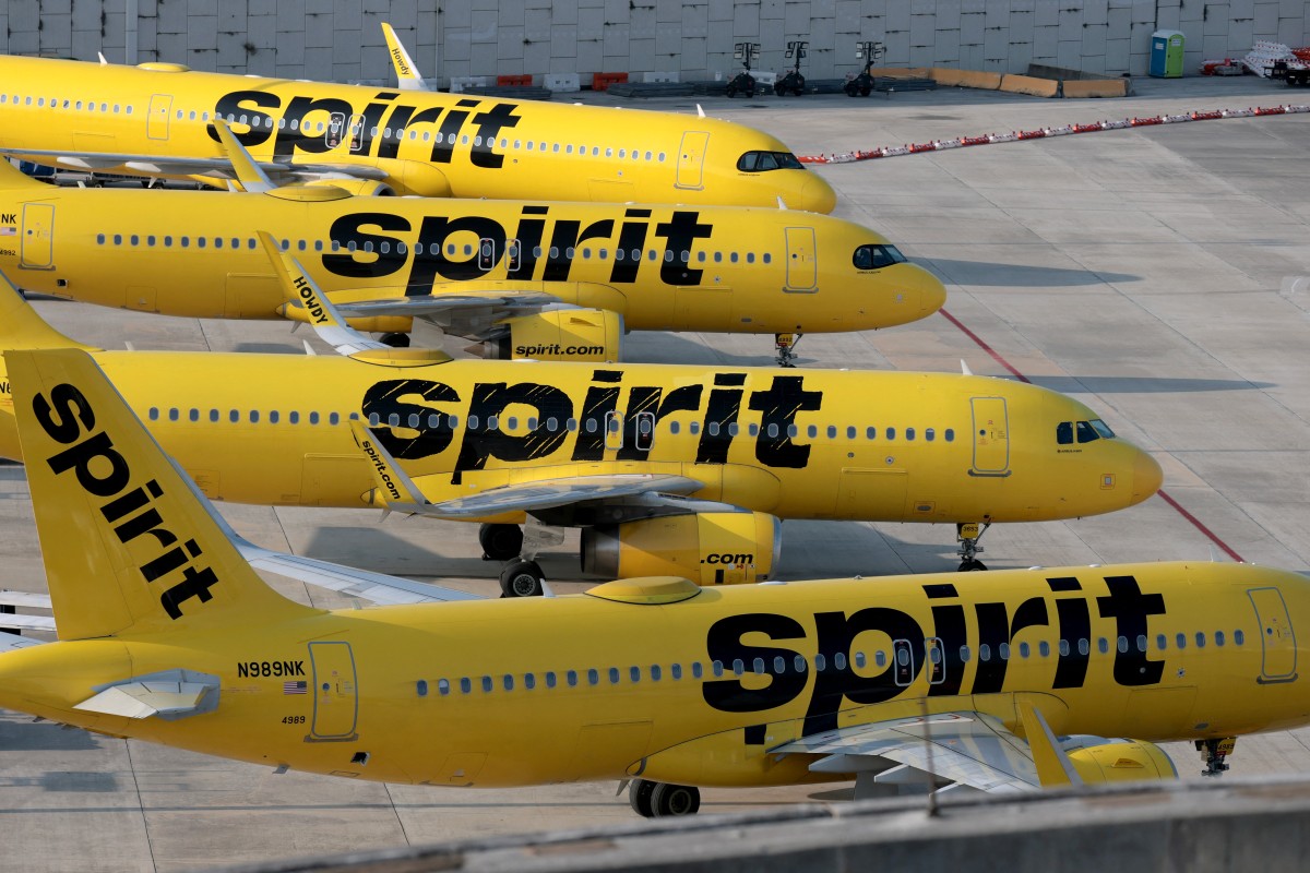 spirit airlines teeters on shutdown after rescue deal talks fall through