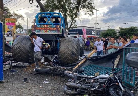 colombia motor show accident