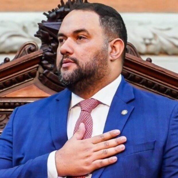 Deputado estadual Thiago Rangel (Avante) foi preso pela PF (Polícia Federal) no Rio de Janeiro, na manhã desta terça-feira (5), durante a quarta fase da Operação Unha e Carne. • Reprodução/@thiagorangeloficial