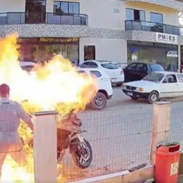 morre mãe de homem que ateou fogo em moto es
