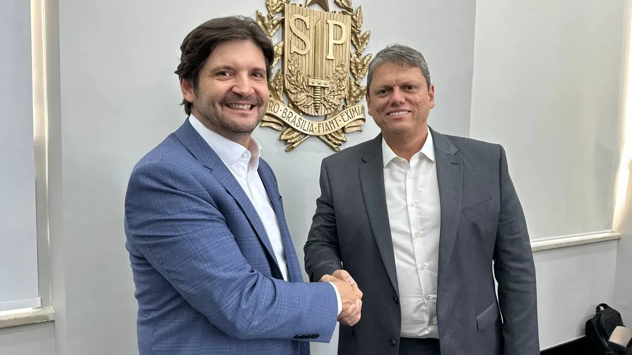 Tarcísio lança presidente da Alesp ao Senado e critica Haddad