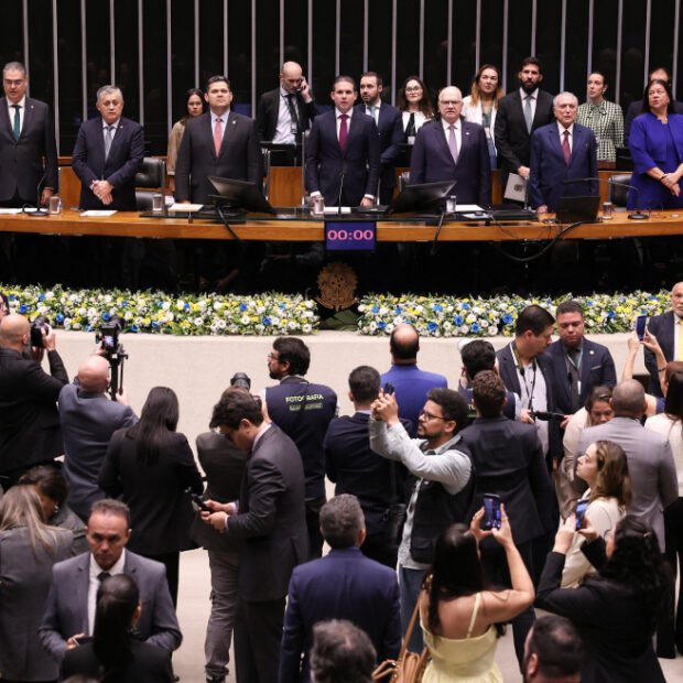 sessão solene 200 anos da câmara dos deputados. (1)
