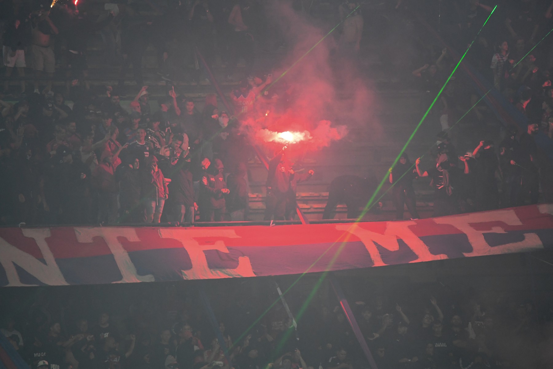 fbl libertadores medellin flamengo fans