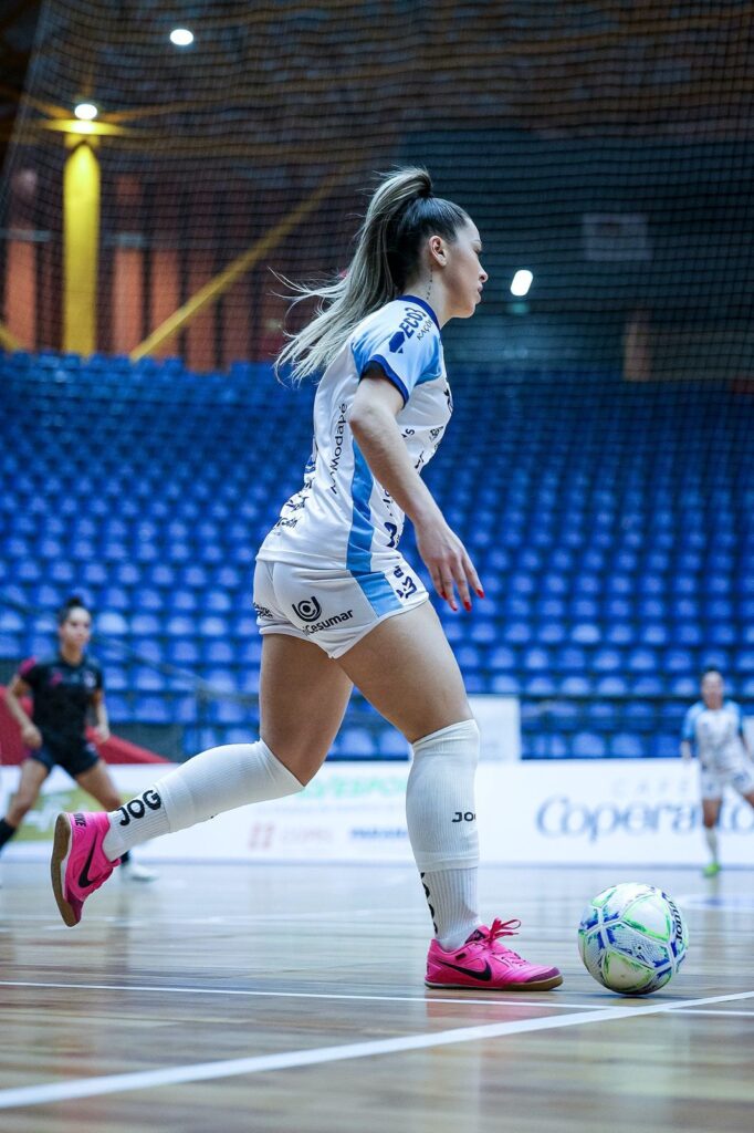 abre marcela soares 6
