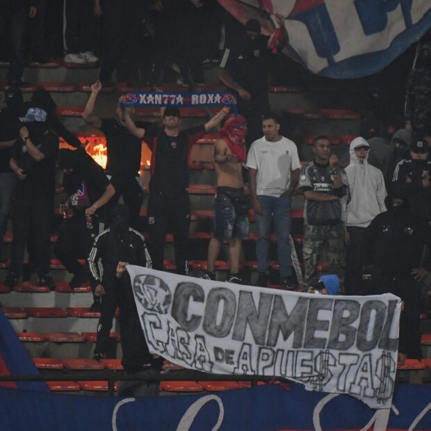 fbl libertadores medellin flamengo fans