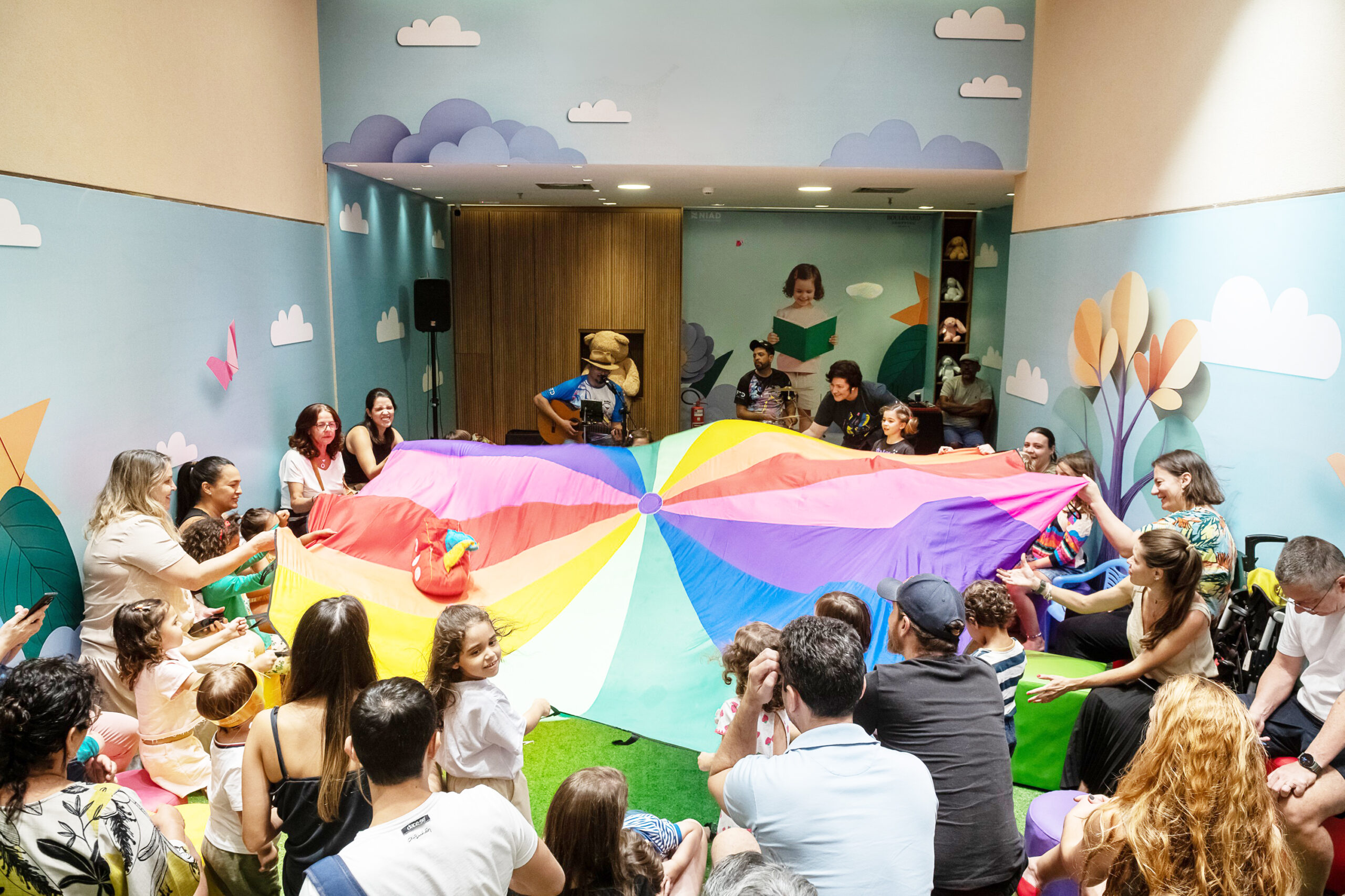 nova temporada de musicalizacao com matraka aberta. foto telmo ximenes