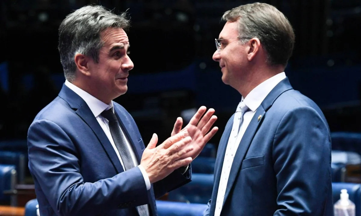 cironogueira e flavio bolsonaro