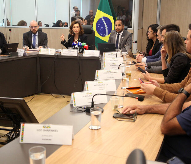 55266454937 0645177857 c
