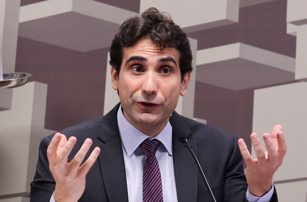 pres. do bc gabriel galipolo na cae.